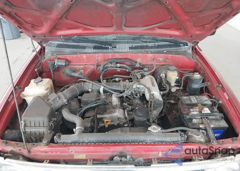 1996 Toyota Tacoma Xtracab from USA, damaged, VIN 4TAVL52N1TZ171015